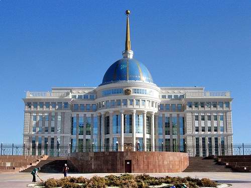 http://aboutkazakhstan.com/images/astana-kazakhstan-presidential-palace-picture.jpg