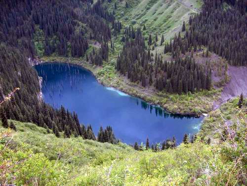 Kazakhstan flora and fauna: Kazakhstan nature views 11th picture mountain lake