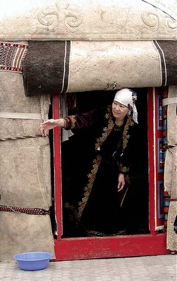 Kazakhstan people traditional wear 2nd photo