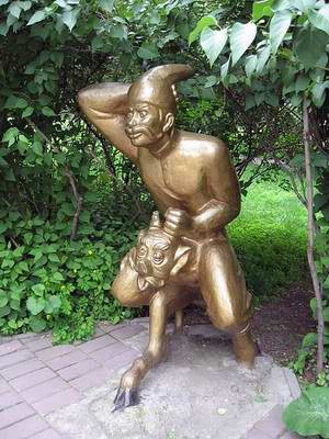 Ust-Kamenogorsk (Oskemen) Kazakhstan city strange sculpture photo