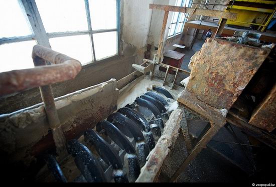 Salt production, the Aral Sea area, Kazakhstan view 15