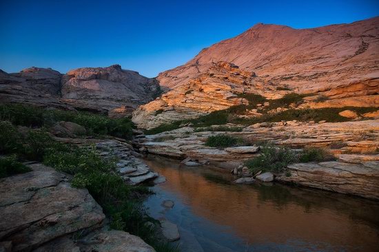 Bektau-Ata, Kazakhstan landscape photo 4