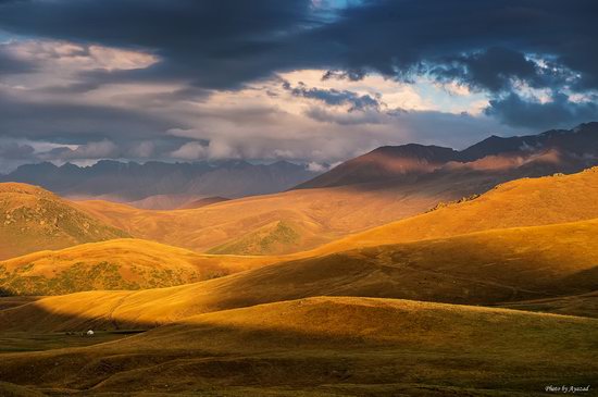 Ushkonyr plateau, Almaty, Kazakhstan landscape photo 2