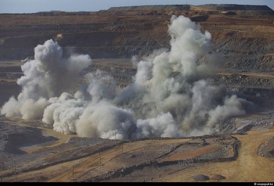 Gold mining in Kazakhstan photo 8