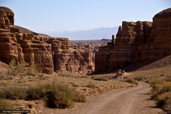 Unique nature of Charyn Canyon, Kazakhstan photo 2