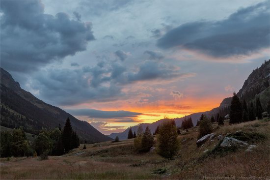 Beautiful mountain scenery of Dzungaria, Kazakhstan photo 5