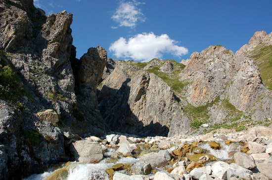 Hiking in Dzhungar Alatau, Kazakhstan photo 9