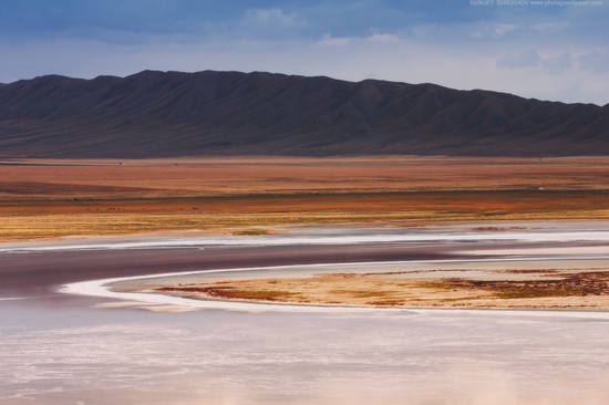 Lake Tuzkol landscape, Kazakhstan, photo 17