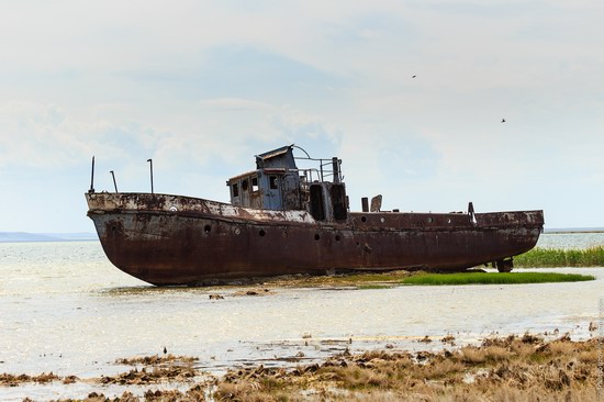 Ship graveyard, the Aral Sea, Kazakhstan, photo 10