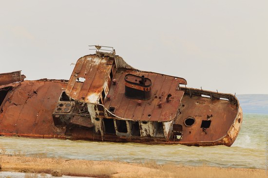 Ship graveyard, the Aral Sea, Kazakhstan, photo 15