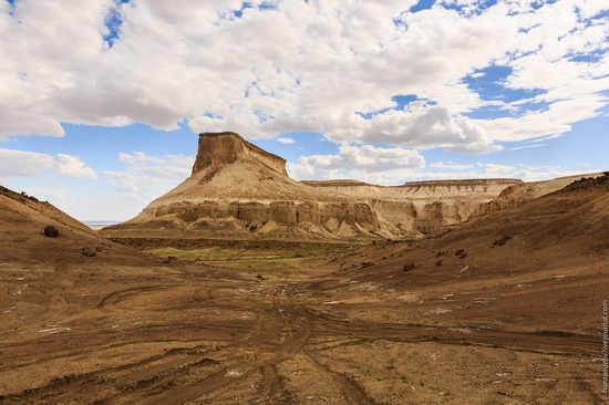 One day on Boszhira Tract, Kazakhstan, photo 11