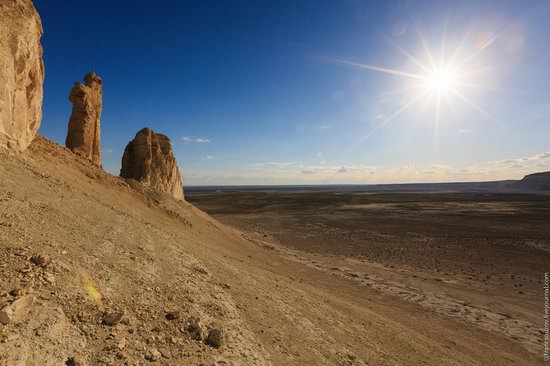 Sunset and night at Boszhira tract, Kazakhstan, photo 6