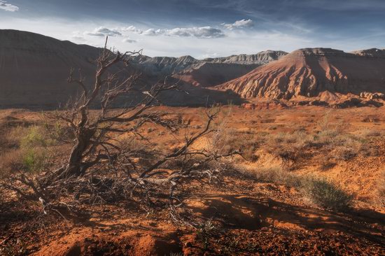 Aktau Mountains, Kazakhstan, photo 14