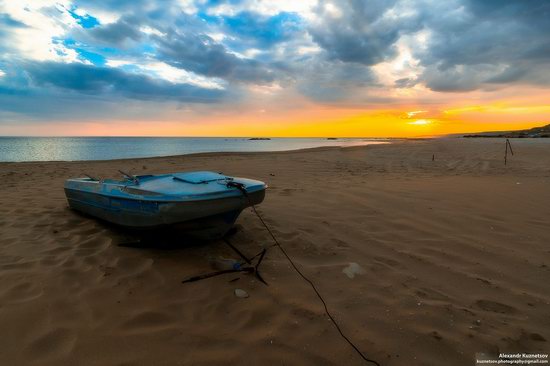 Beach in Golubaya Bay, Caspian Sea, Kazakhstan, photo 7