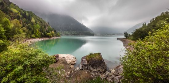 Lake Issyk, Kazakhstan, photo 6