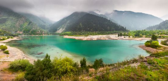 Lake Issyk, Kazakhstan, photo 9