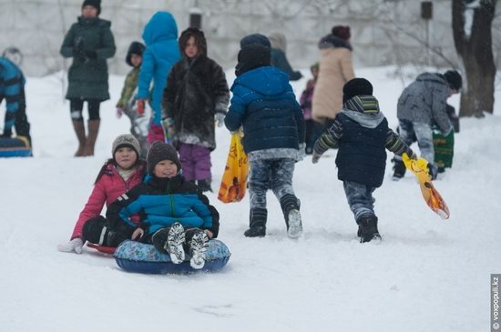 Almaty after heavy snowfall, Kazakhstan, photo 15