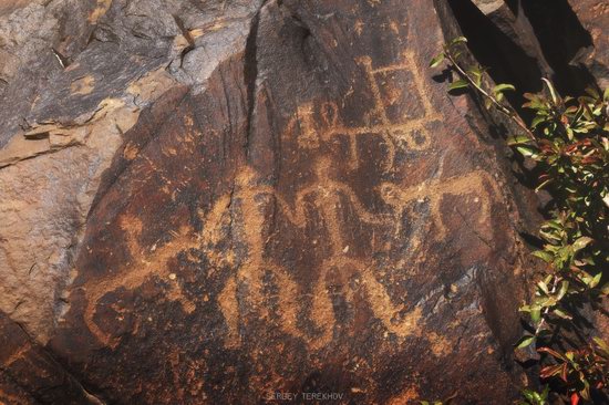 Ancient Petroglyphs of Bayan-Zhurek, Almaty region, Kazakhstan, photo 8
