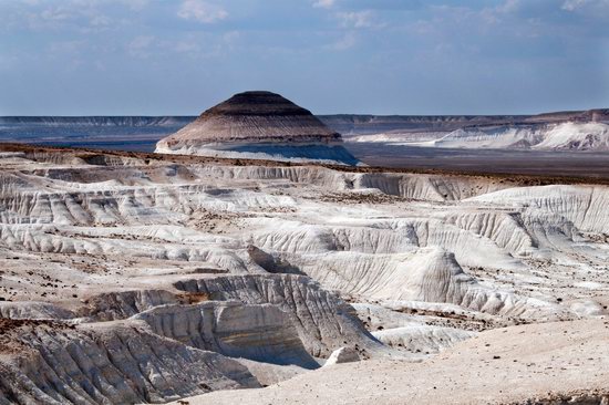 Chalky mountains of Boszhira, Western Kazakhstan, photo 5