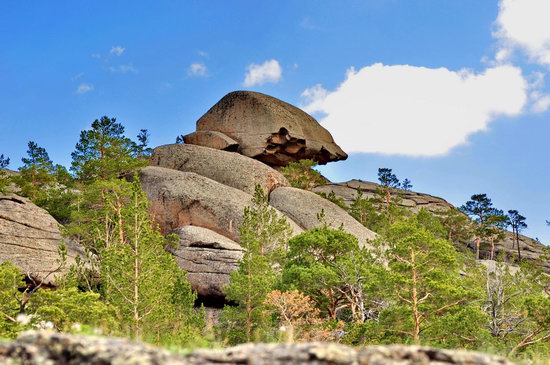 Bizarre Rocks of the Kent Mountains, Kazakhstan, photo 3