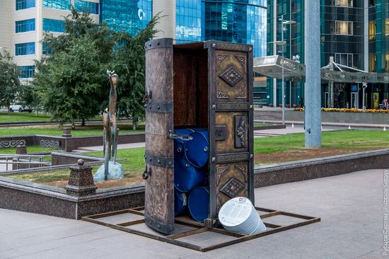 Walking through the center of Astana, Kazakhstan, photo 12