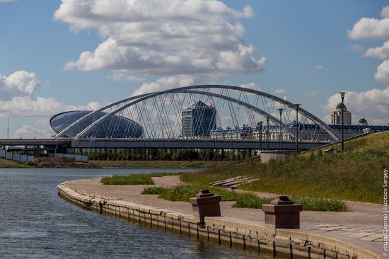 Walking through the center of Astana, Kazakhstan, photo 3