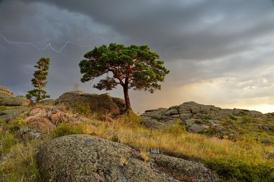 Picturesque landscapes of Bayanaul Mountains, Kazakhstan, photo 11