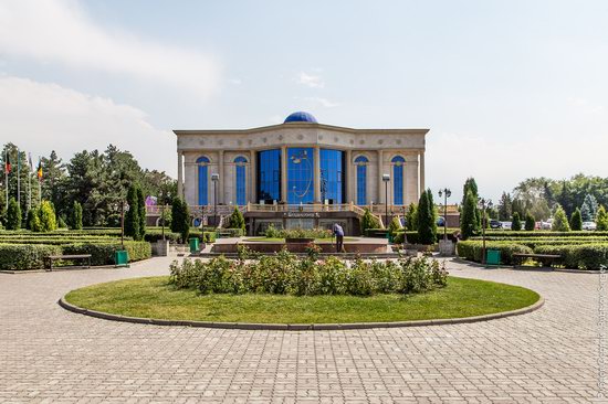 Walk around the center of Almaty, Kazakhstan, photo 15