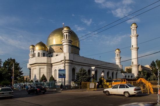 Walk around the center of Almaty, Kazakhstan, photo 19