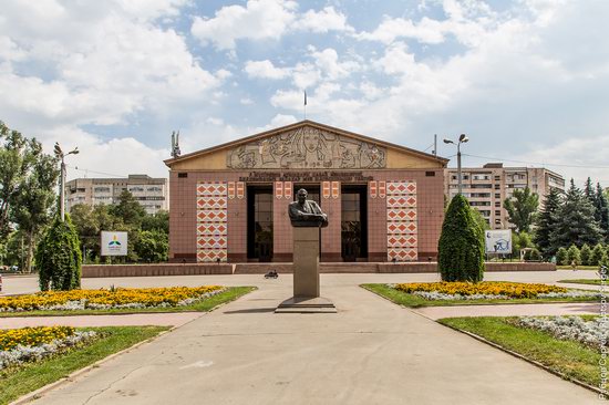 Walk around the center of Almaty, Kazakhstan, photo 23