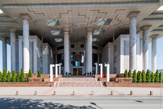 Walk around the center of Almaty, Kazakhstan, photo 6