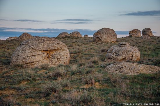 Valley of Stone Balls on Mangyshlak Peninsula, Kazakhstan, photo 1