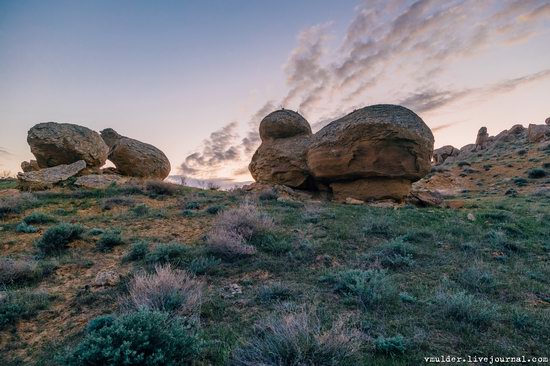 Valley of Stone Balls on Mangyshlak Peninsula, Kazakhstan, photo 18