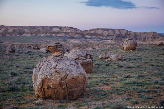 Valley of Stone Balls on Mangyshlak Peninsula, Kazakhstan, photo 9