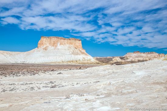 Picturesque Chalk Landscapes of Boszhira, Kazakhstan, photo 11