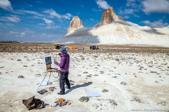 Picturesque Chalk Landscapes of Boszhira, Kazakhstan, photo 5