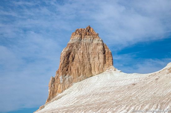 Picturesque Chalk Landscapes of Boszhira, Kazakhstan, photo 9