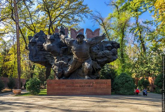 Park of 28 Panfilovtsev in Almaty, Kazakhstan, photo 2