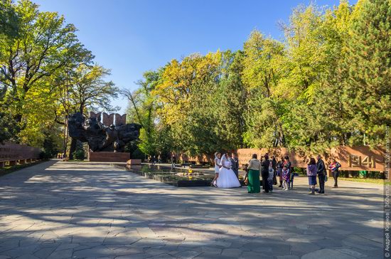 Park of 28 Panfilovtsev in Almaty, Kazakhstan, photo 6