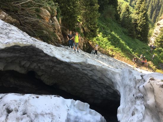 Hiking in Gorelnik Gorge, Kazakhstan, photo 9