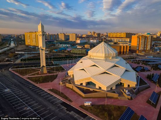 Ryskeldy Kazhy Mosque, Astana, Kazakhstan, photo 1