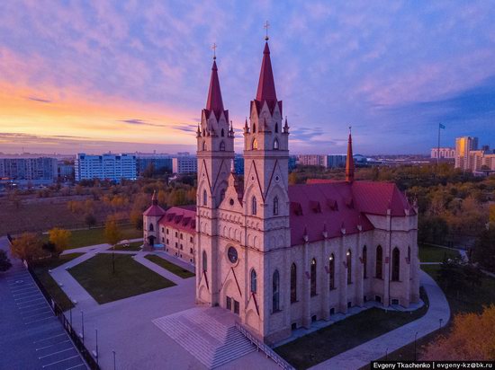 The Largest Catholic Cathedral in Kazakhstan, photo 1