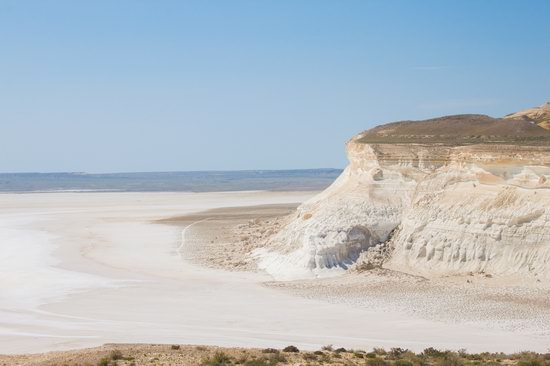 Snow-white landscapes of Sor Tuzbair, Kazakhstan, photo 13