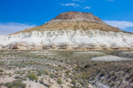 Snow-white landscapes of Sor Tuzbair, Kazakhstan, photo 14