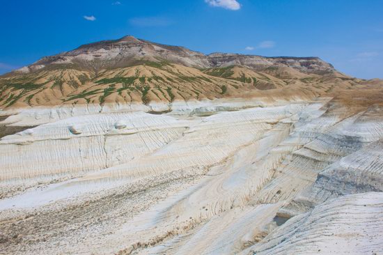 Snow-white landscapes of Sor Tuzbair, Kazakhstan, photo 22