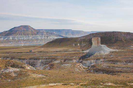 Snow-white landscapes of Sor Tuzbair, Kazakhstan, photo 5