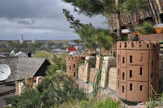 Fairytale castles on a hillside in Petropavl, Kazakhstan, photo 23